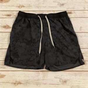 Vuori Men’s Kore Black Watercolor Camo Shorts Medium